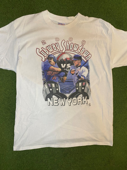 2000 Subway Series - Mets vs. Yankees ft Mike Piazza and Derek Jeter - Vintage MLB Tee Shirt (XL) 