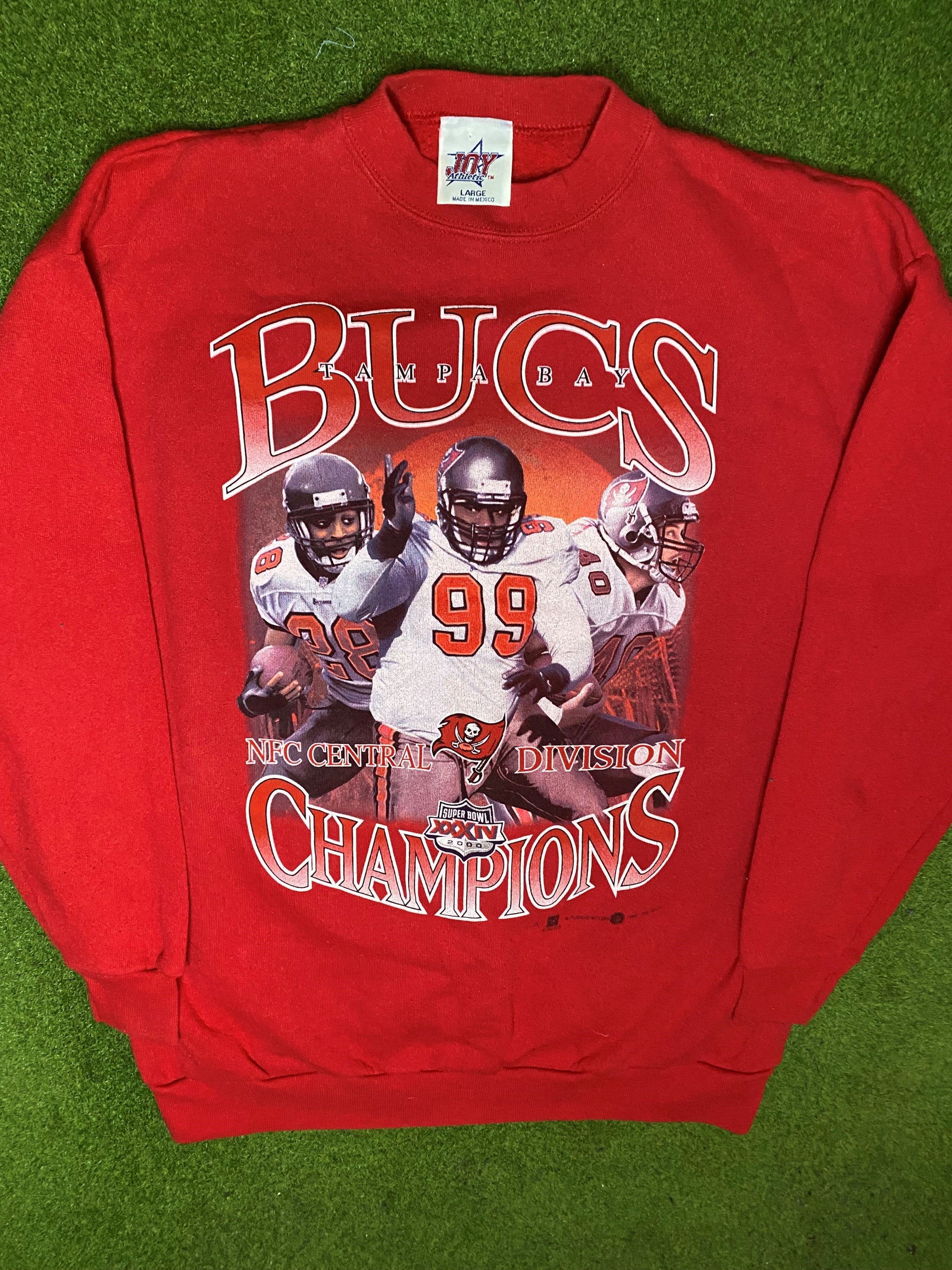 2000 Tampa Bay Buccaneers - Ft. Sapp, Dunn, Alstott - Vintage NFL Player Sweatshirt (Large)