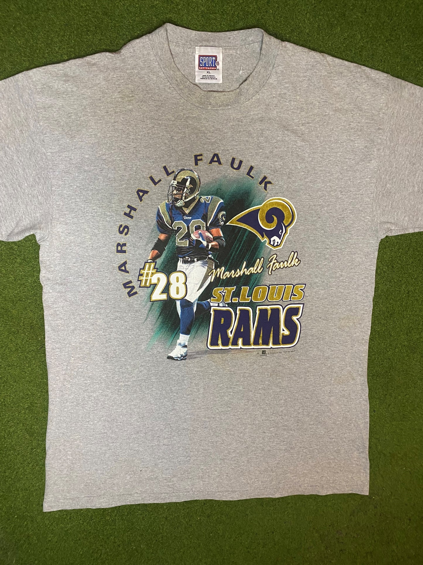 2001 St. Louis Rams - Marshall Faulk - Vintage NFL Player T-Shirt (XL)