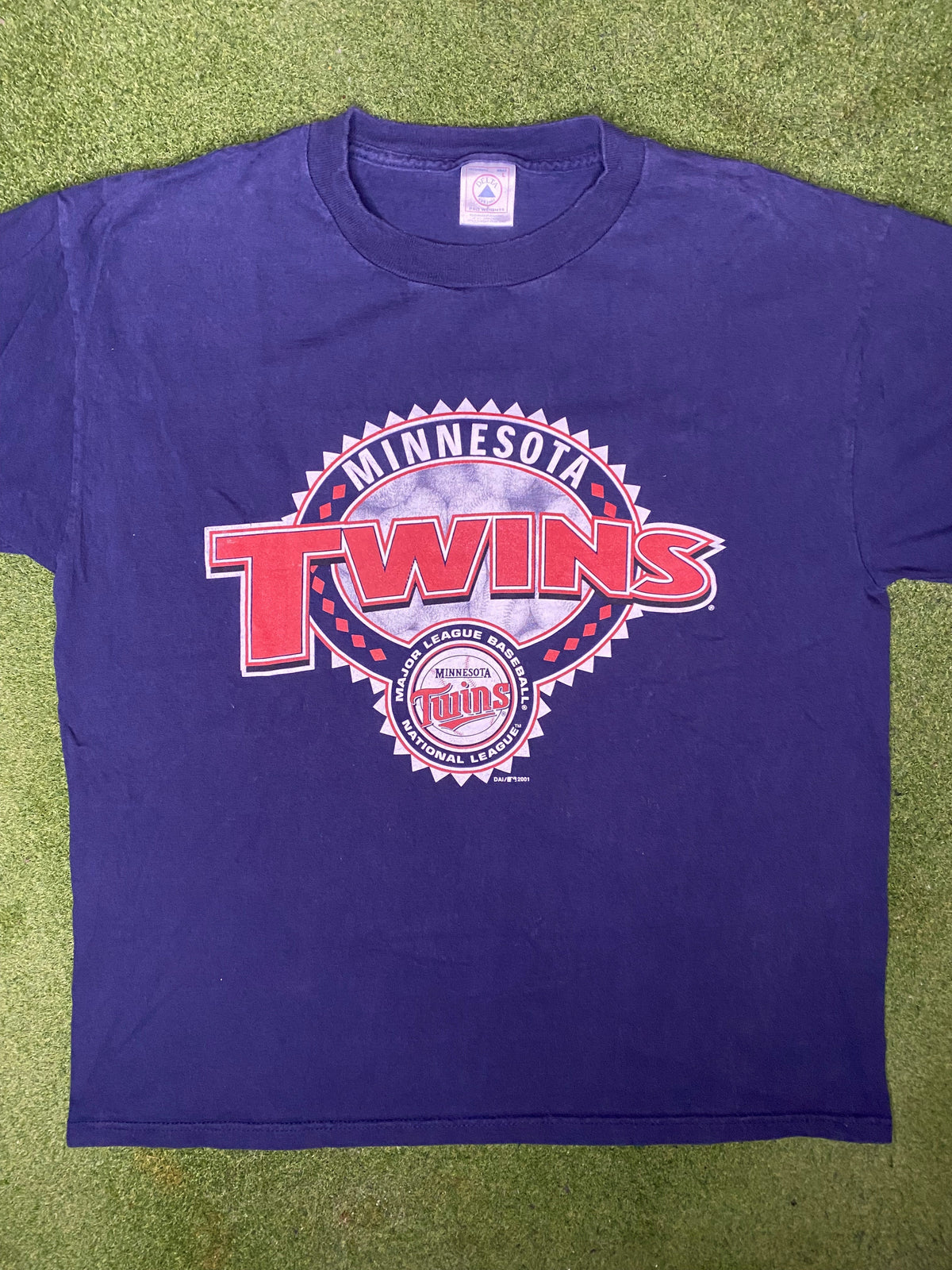 2001 Minnesota Twins - Vintage MLB T Shirt (Large)