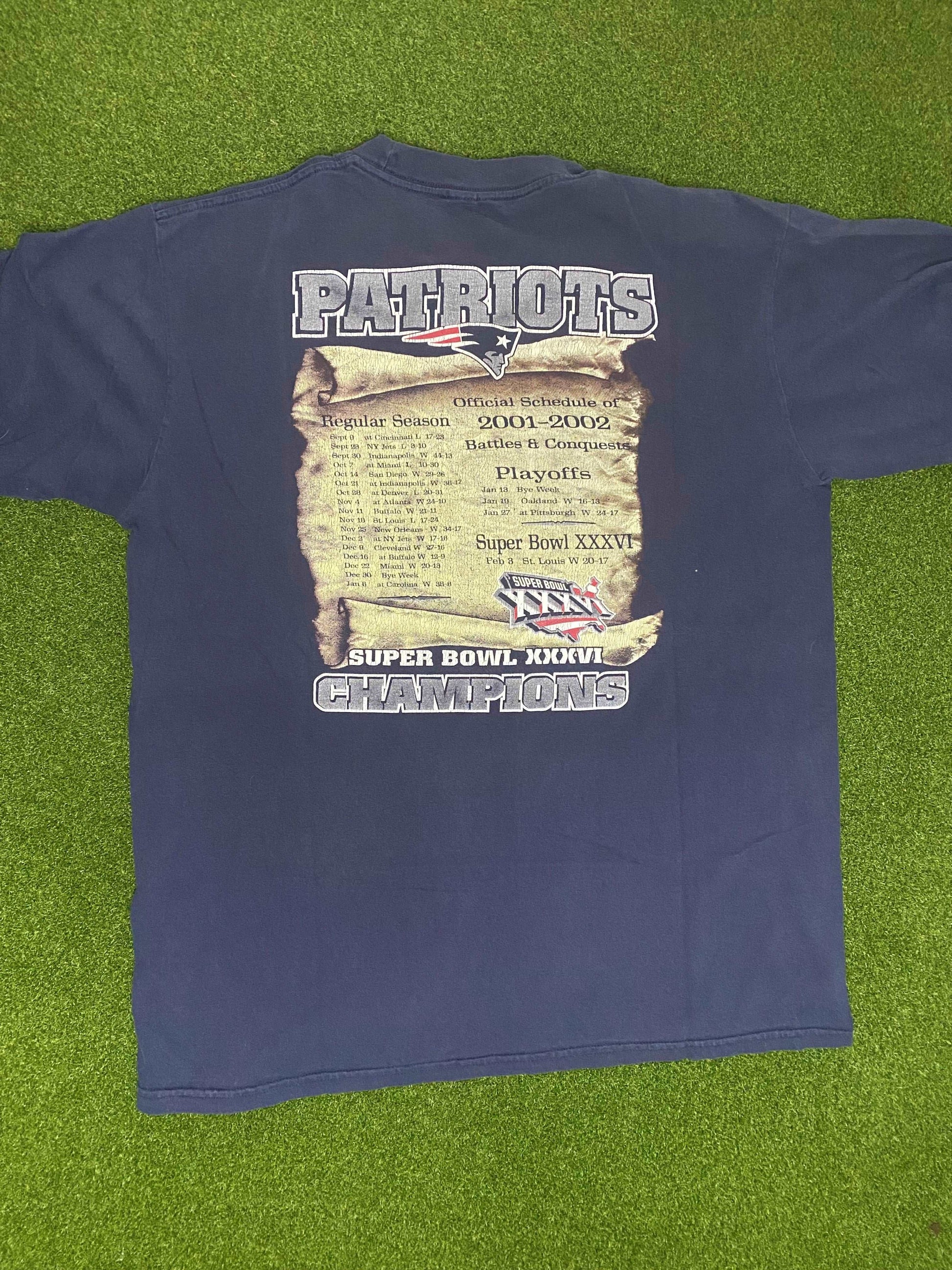 2001 New England Patriots - Super Bowl XXXVI Champions - Double Sided NFL Vintage Tee Shirt (Large)