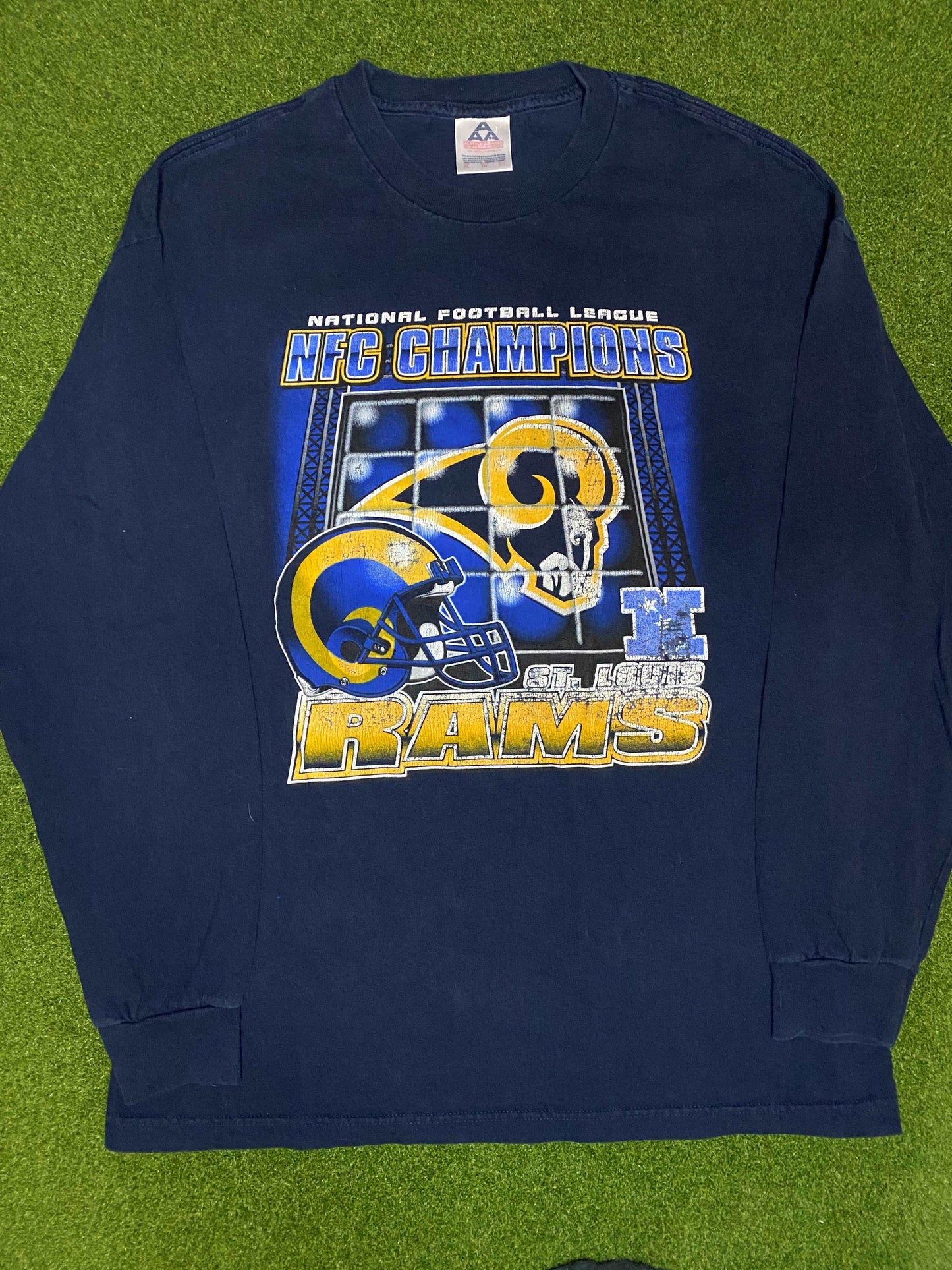 2001 St. Louis Rams - NFC Champions - Double Sided - Vintage NFL Long Sleeve (XL)