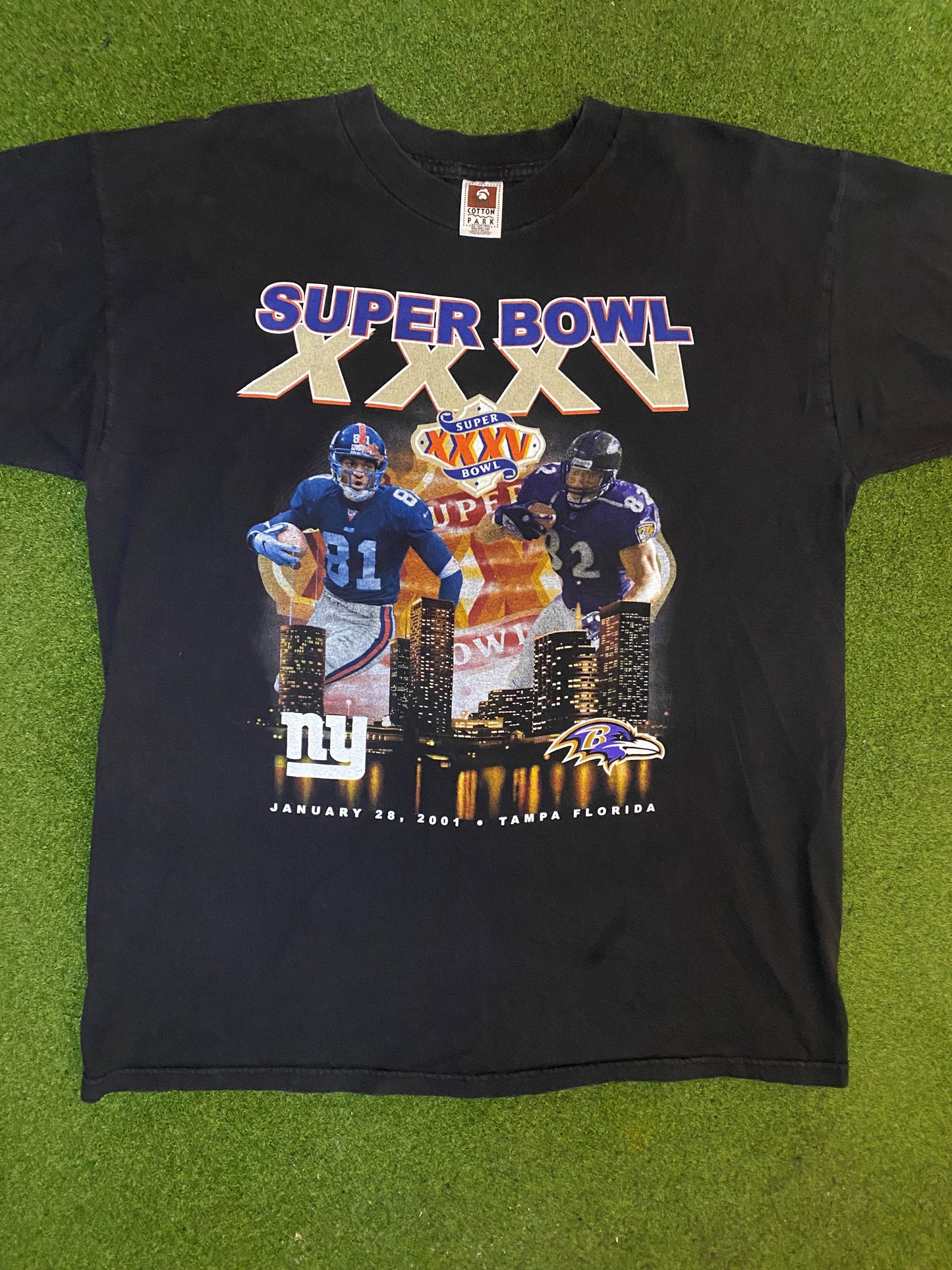 2001 Super Bowl XXXV - Ravens vs Giants Ft Ray Lewis and Jason Seahorn - Vintage NFL T-Shirt (XL)