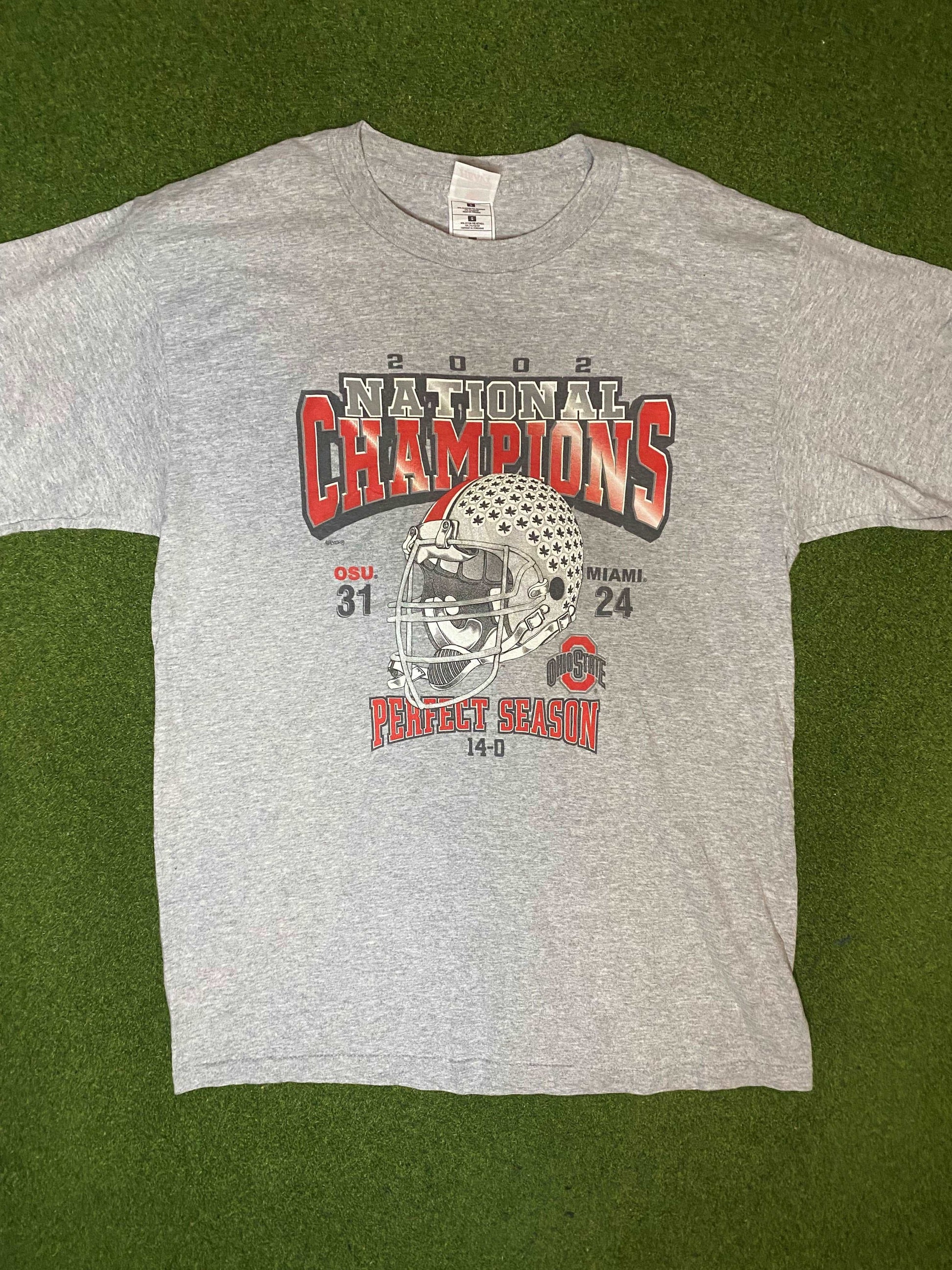 2002 Ohio State Buckeyes - Perfect Season - National Champions - Vintage College Football Tee Shirt (Large)