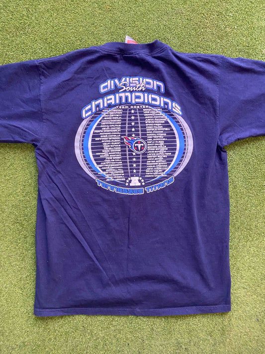 2002 Tennessee Titans - AFC South Champs - Double Sided - Roster - Vintage NFL T-Shirt (Large) - Gametime Vintage