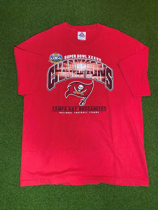 2003 Tampa Bay Buccaneers - Super Bowl XXXVII Champ - Vintage NFL Tee Shirt (XL) - GAMETIME VINTAGE