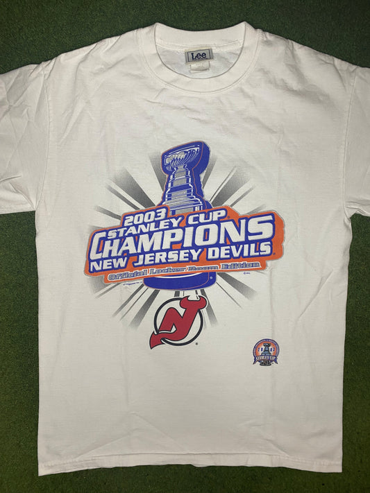 2003 New Jersey Devils - Stanley Cup Champions - Vintage NHL T-Shirt (Medium) - Gametime Vintage