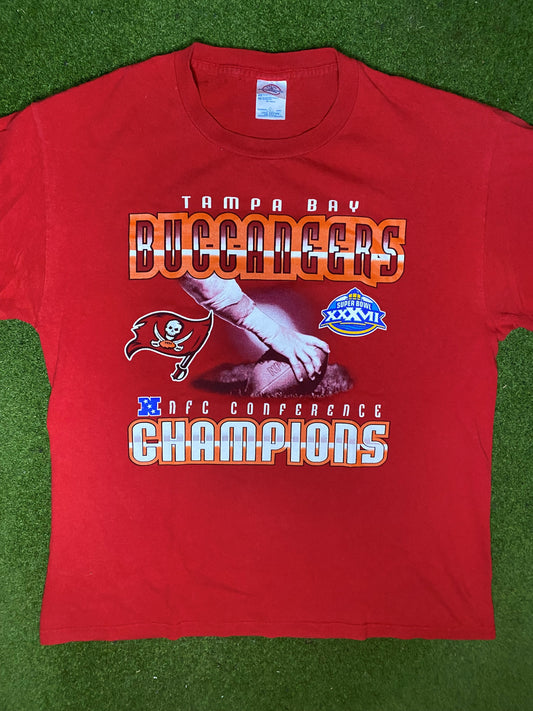 2003 Tampa Bay Buccaneers - Super Bowl XXXVII - Vintage NFL Tee (Large)