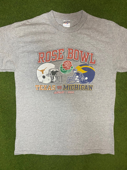 2005 Rose Bowl - Texas vs. Michigan - Vintage College Football T-Shirt (Large) 