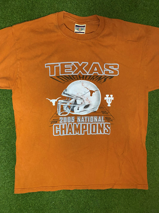 2005 Texas Longhorns - National Champions - Vintage College Football Tee (Large) 