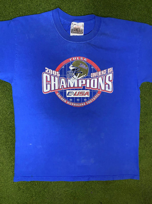 2005 Tulsa Golden Hurricane - CUSA Champions - Vintage College Football T-Shirt (Large)