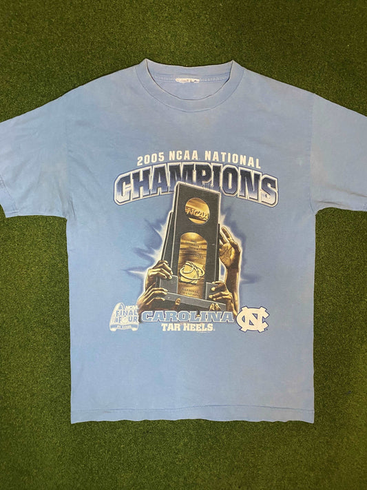 2005 University of North Carolina Tar Heels - National Champions - Vintage College Basketball Tee Shirt (Medium) Gametime Vintage