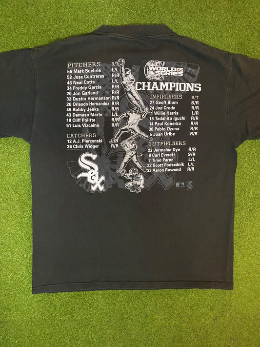 2005 Chicago White Sox - World Series Champions - Double Sided - Vintage MLB T-Shirt (Large) - Gametime Vintage
