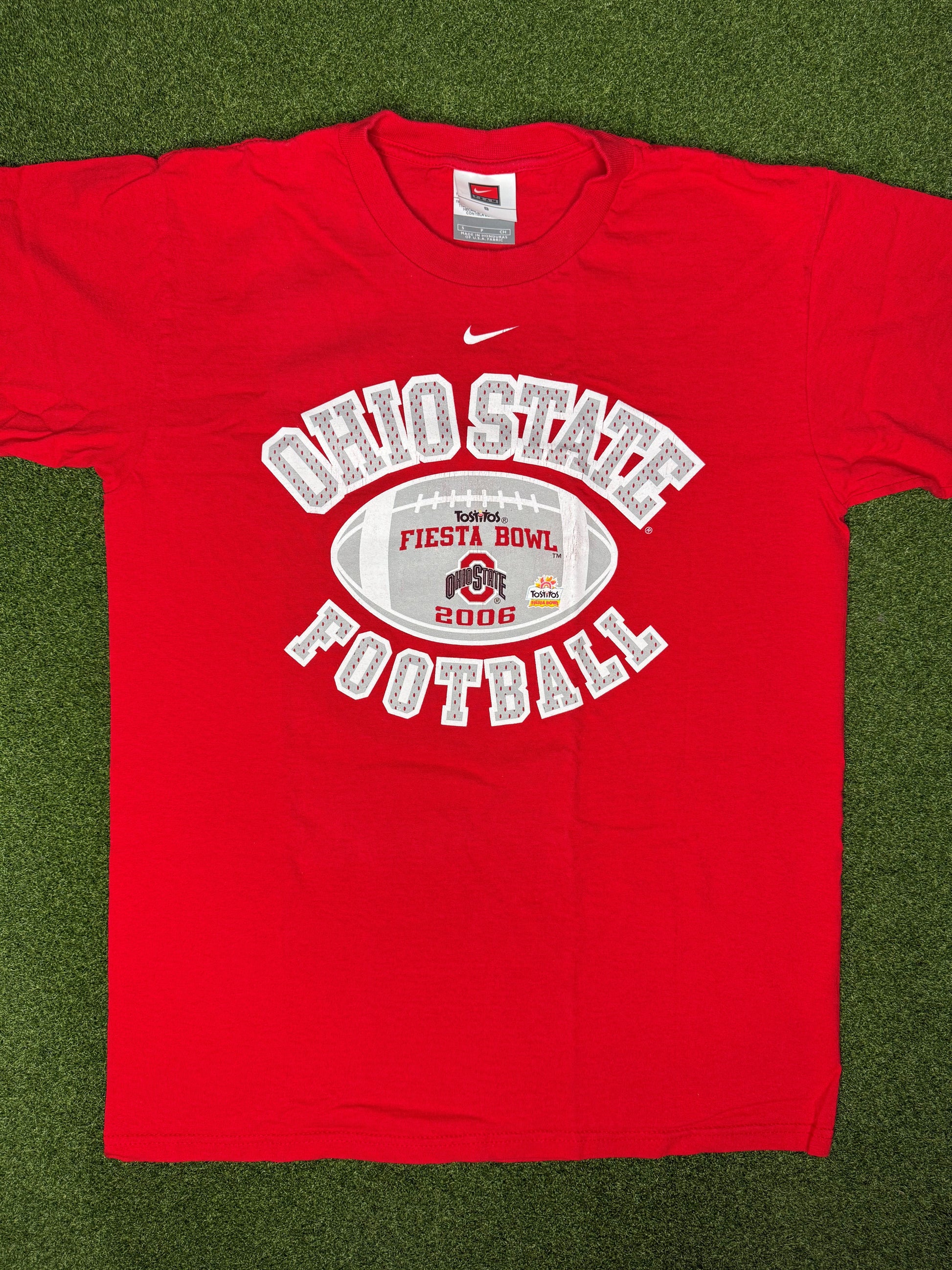 2006 Ohio State - Fiesta Bowl - Vintage College Football T Shirt (Small)