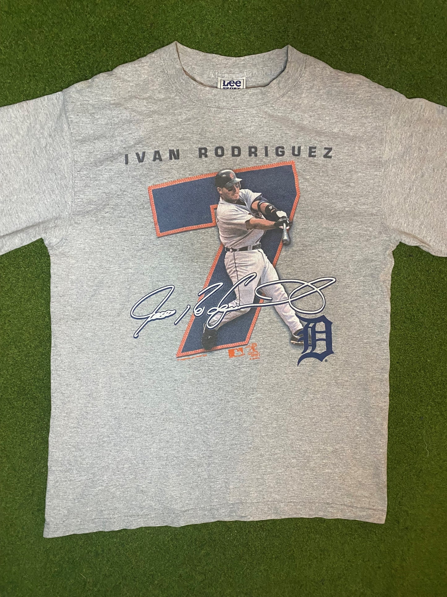 2006 Detroit Tigers - Ivan Rodriguez - Vintage MLB Player T-Shirt (Medium)