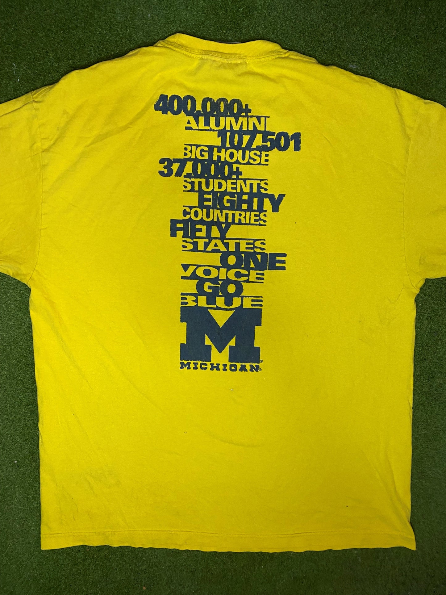 2006 Michigan Wolverines - Nike - Vintage College Football T-Shirt (XL) - Gametime Vintage