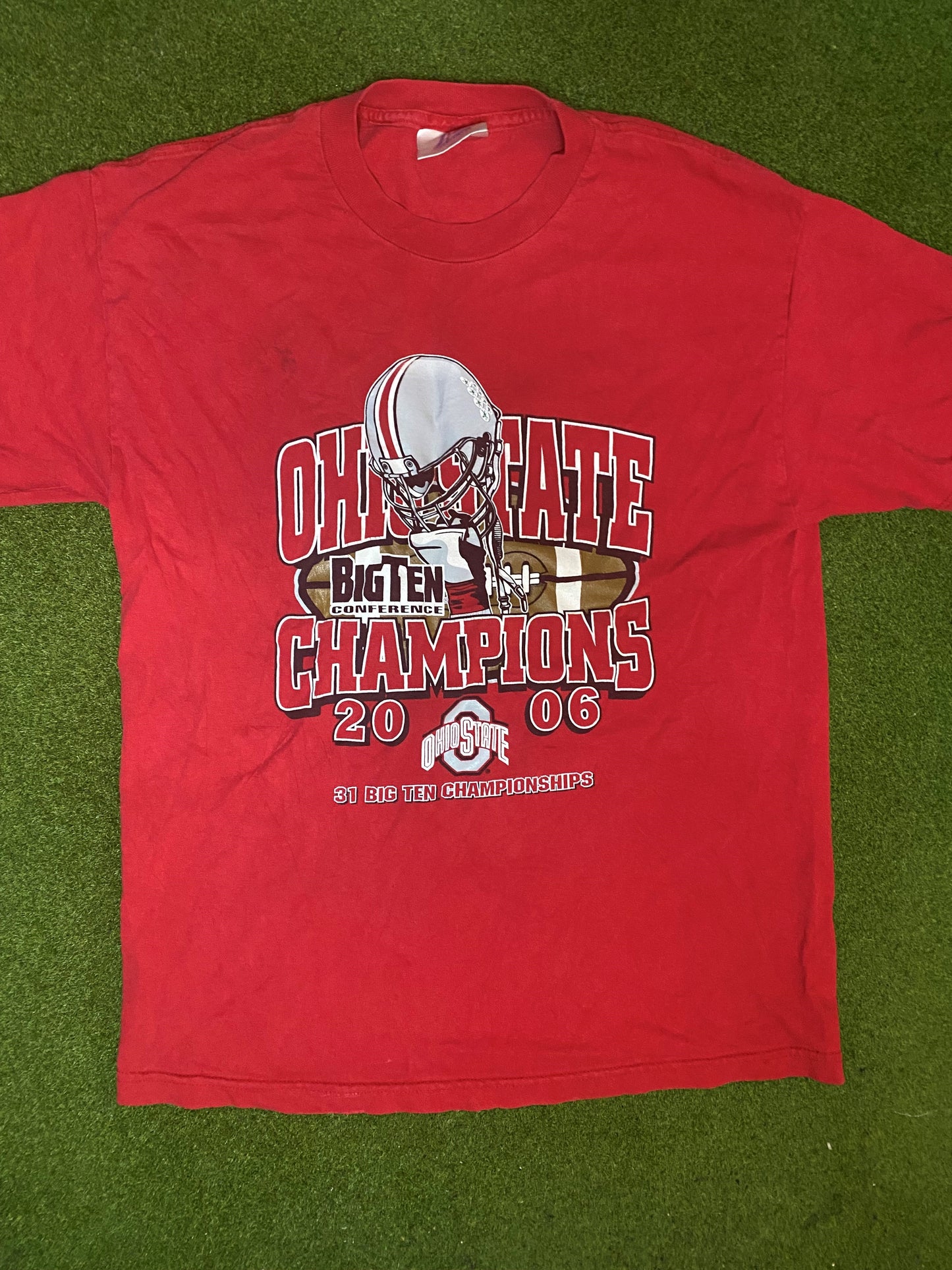 2006 Ohio State Buckeyes - Big Ten Champions - Vintage College Football T-Shirt (Large)