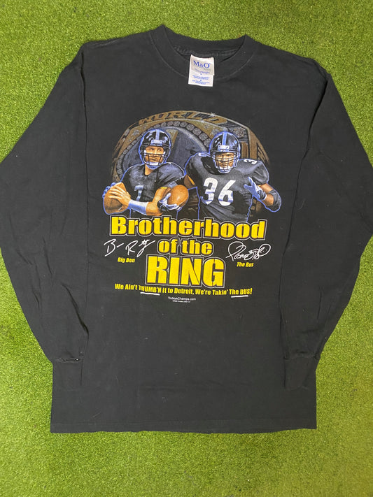 2006 Pittsburgh Steelers - Brotherhood of the Ring Ft. Big Ben and The Bus - Vintage NFL Player Long Sleeve (Medium) Gametime Vintage