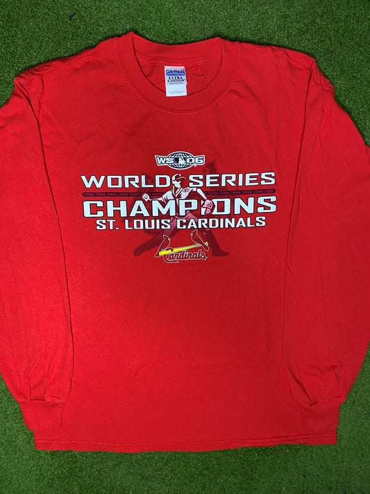 2006 St. Louis Cardinals - World Series Champions - Vintage MLB Long Sleeve (Large) - Gametime Vintage