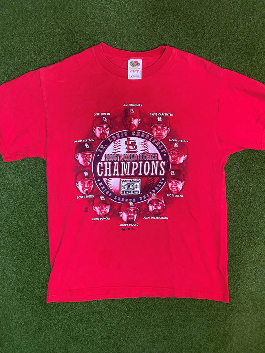 2006 St. Louis Cardinals - World Series Champions - Roster - Vintage MLB Tee Shirt (Medium) - Gametime Vintage