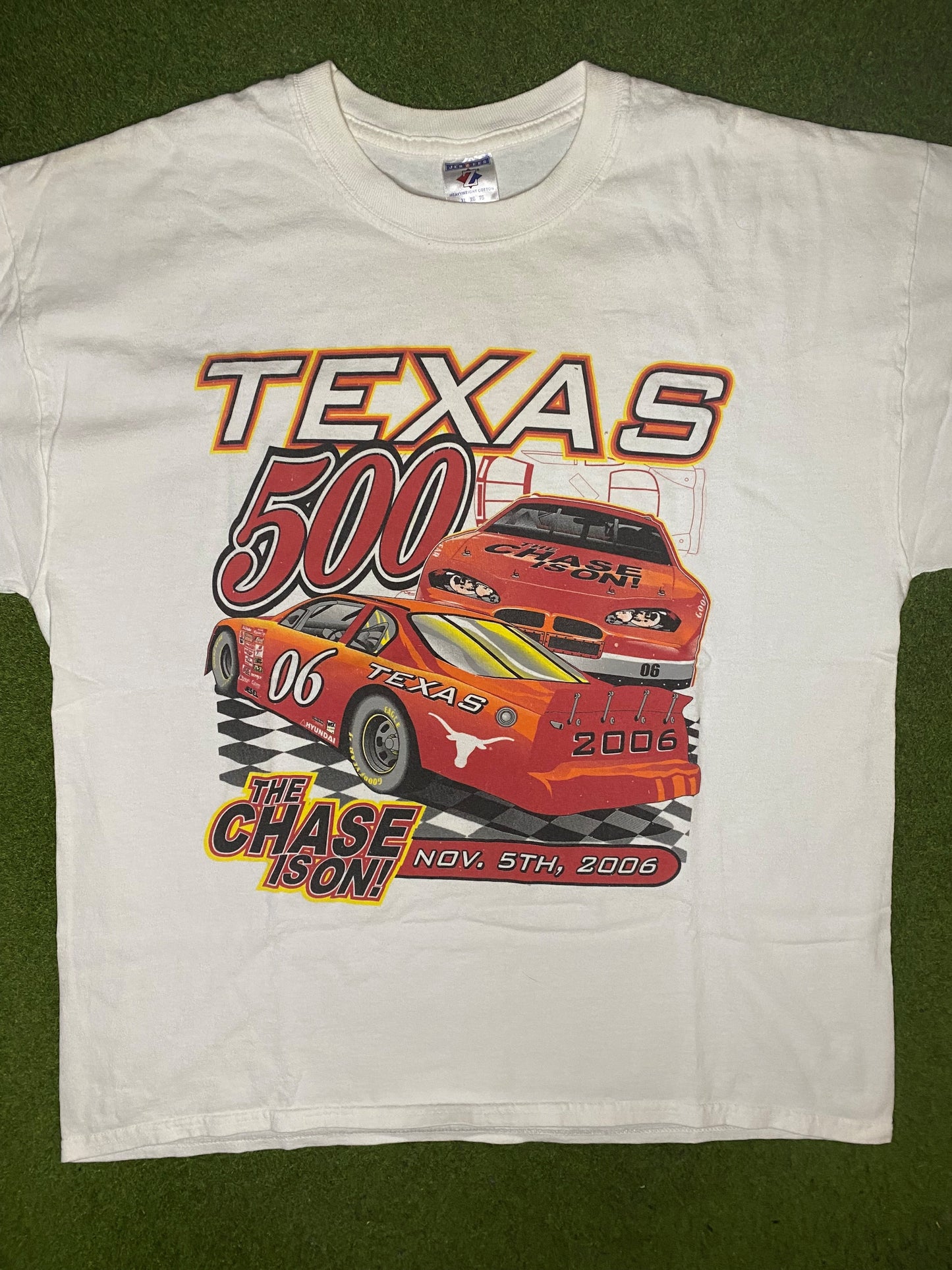 2006 Texas 500 - The Chase Is On - Vintage NASCAR T-Shirt (XL) Gametime Vintage