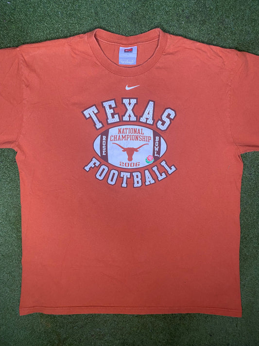 2006 Texas Longhorns - National Championship - Vintage College Football T Shirt (Large)