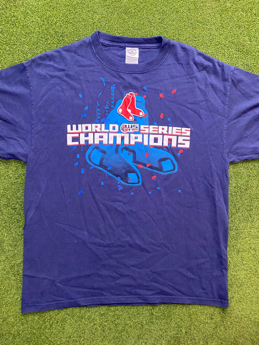 2007 Boston Red Sox - World Series Champions - Vintage MLB T-Shirt (Large) - Gametime Vintage