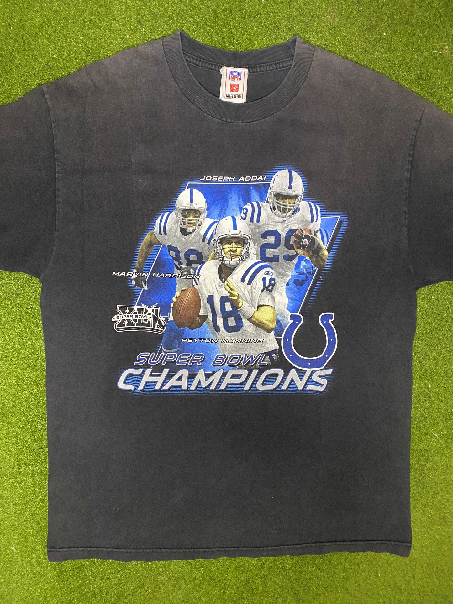 2007 Indianapolis Colts - Super Bowl XLI Champions - Vintage NFL Player T-Shirt (Large) - Gametime Vintage