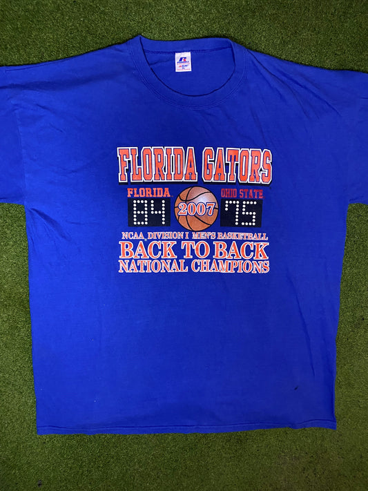 2007 Florida Gators - Back to Back National Champions - Vintage College Basketball T-Shirt (XL)