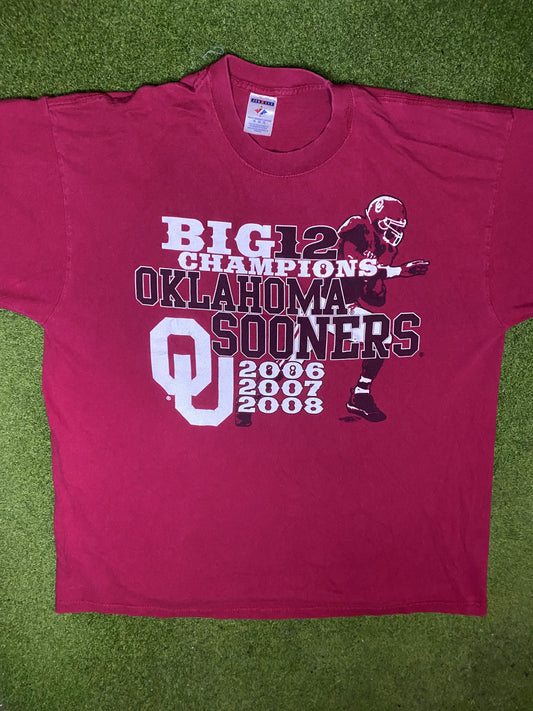 2008 Oklahoma Sooners - Big 12 Champions - Vintage College Football T-Shirt (XL) Gametime Vintage