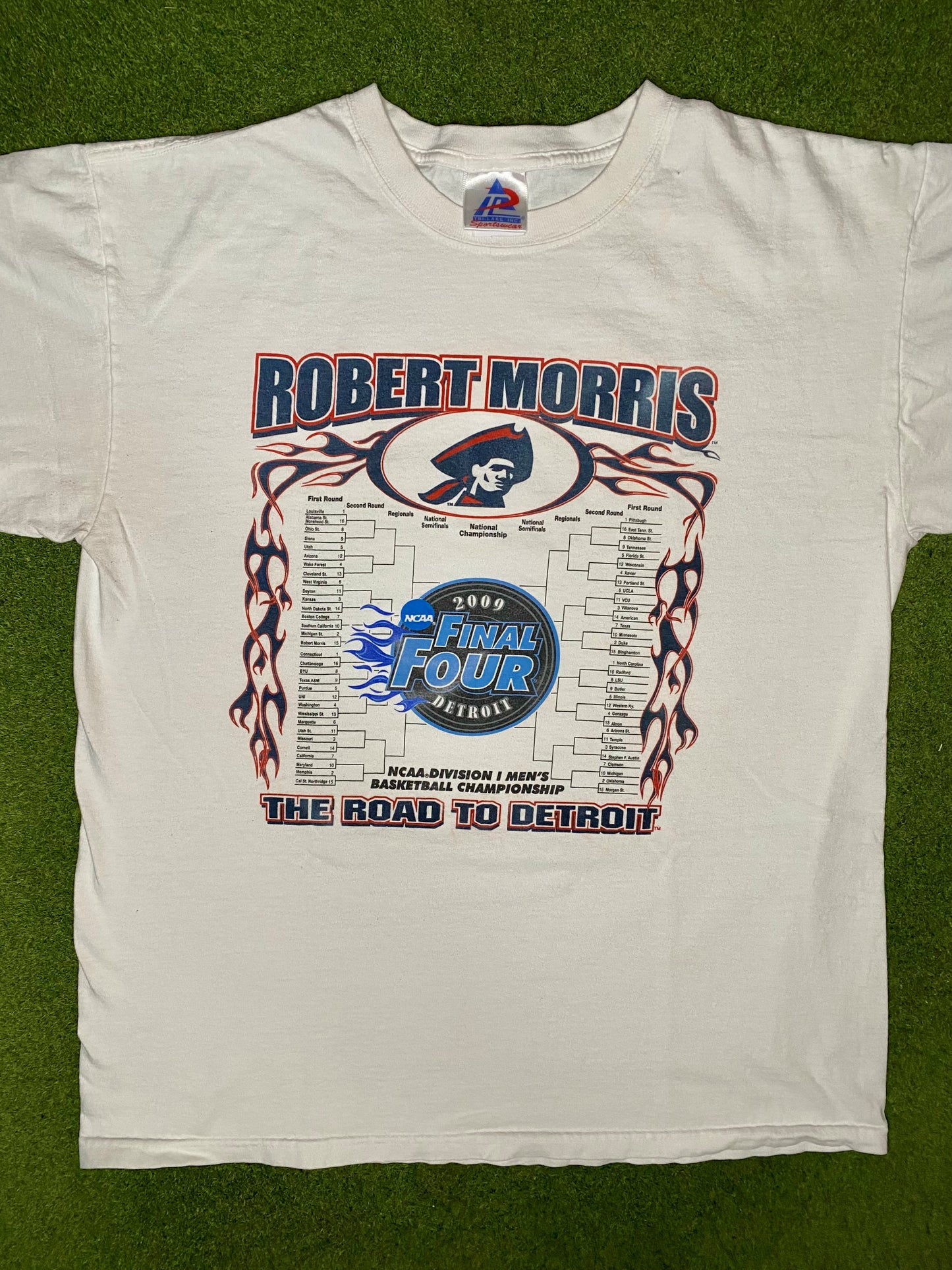 2009 Robert Morris Colonials - Vintage College Basketball T Shirt (Large)