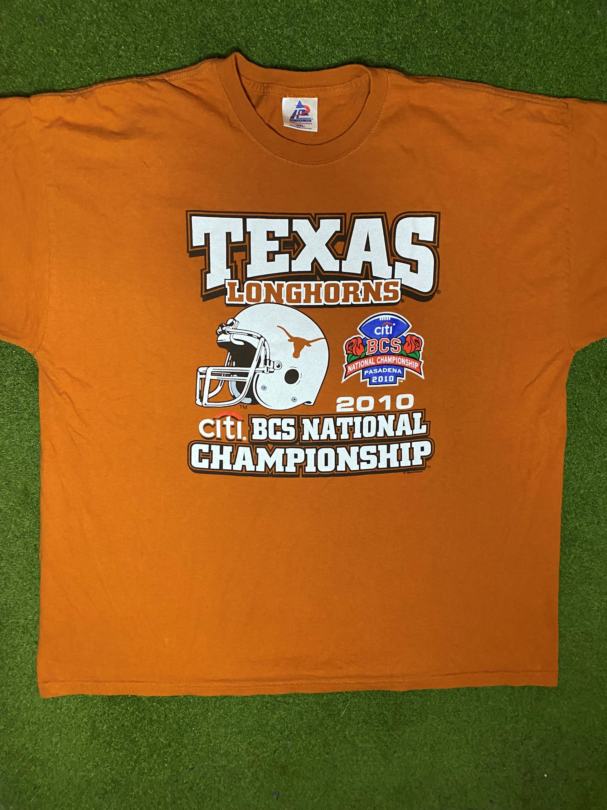 2010 Texas Longhorns - BCS National Championship - Vintage College Football T-Shirt (2XL) 