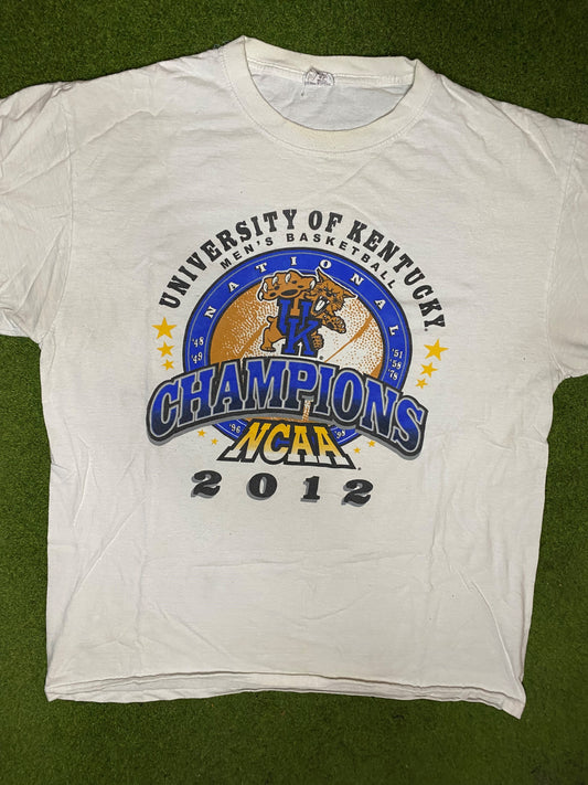 2012 Kentucky Wildcats - National Champions - Vintage College Basketball T-Shirt (Large)