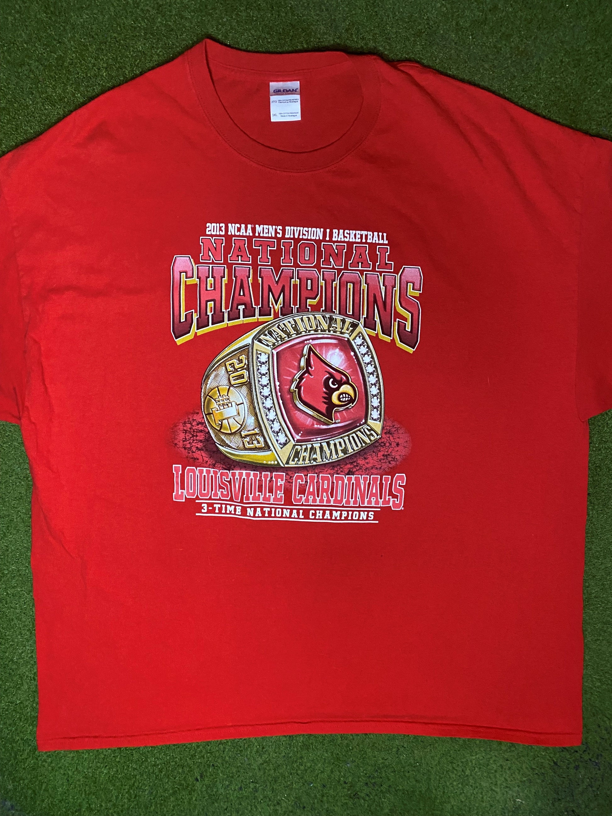 2013 Louisville Cardinals - National Champions - Vintage College T Shirt (3XL) - Gametime Vintage
