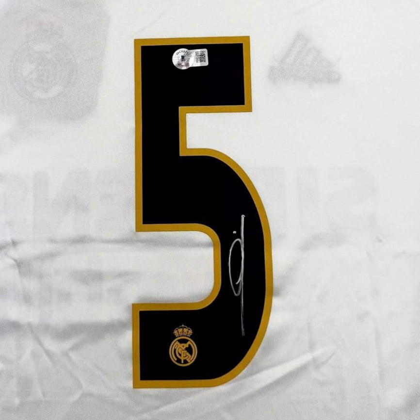 Framed Autographed/Signed Zinedine Zidane 35x39 Real Madrid White Soccer Jersey Beckett BAS COA