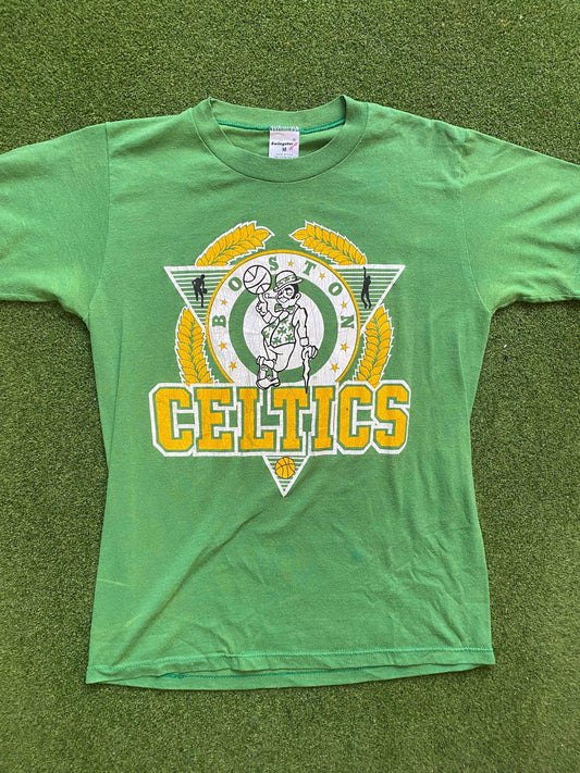 80s Boston Celtics - Vintage NBA T-Shirt (Medium) Gametime Vintage