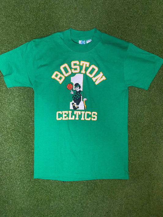 80s Boston Celtics - #1 - Vintage NBA Tee Shirt (Medium)