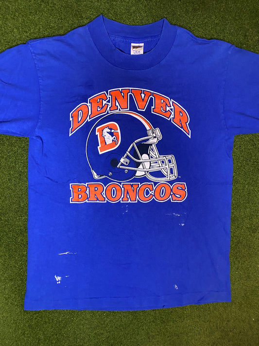 80s Denver Broncos - Vintage NFL T-Shirt (Large) Gametime Vintage