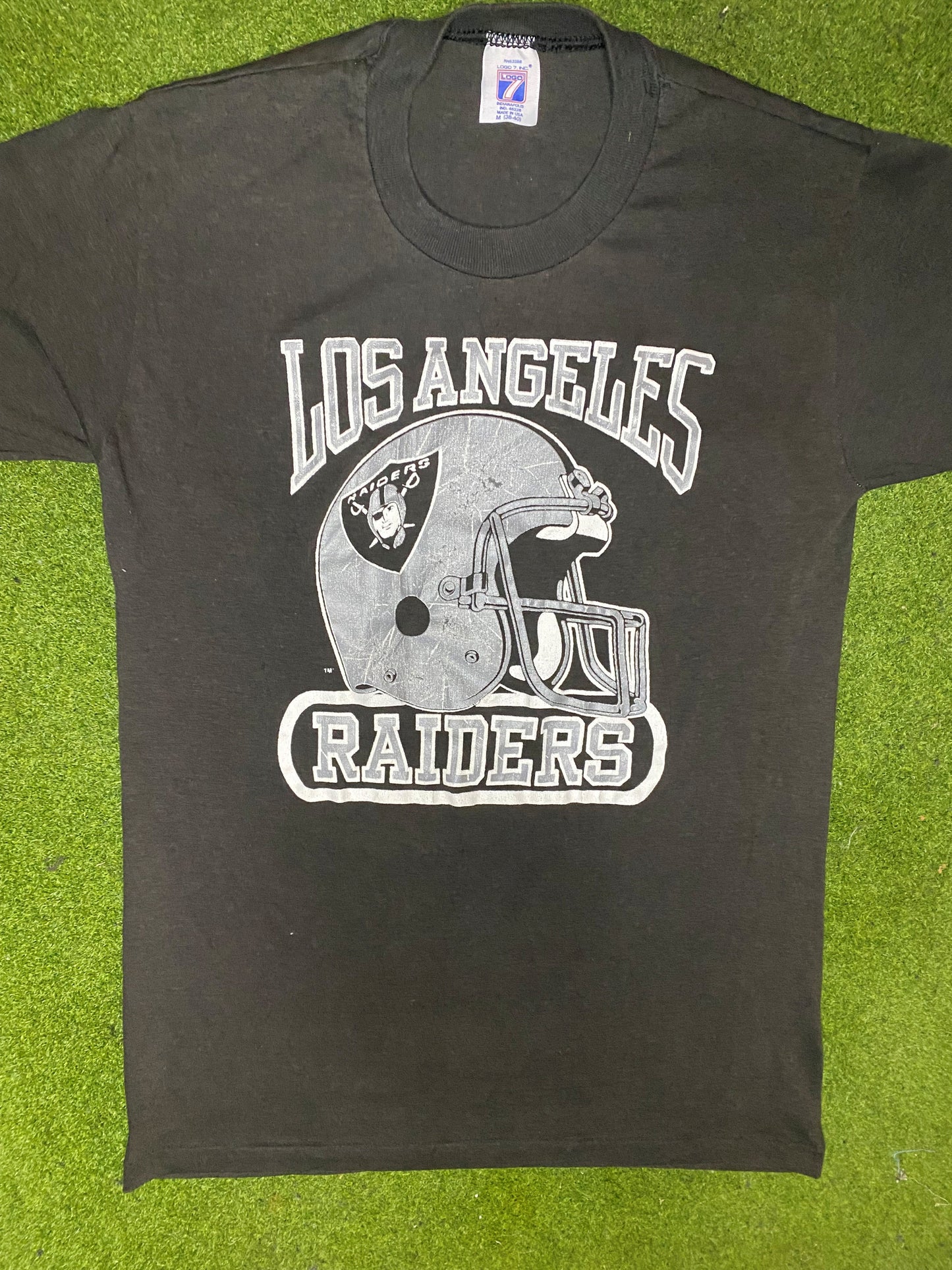 80s Los Angeles Raiders - Vintage NFL T-Shirt (Medium) Gametime Vintage