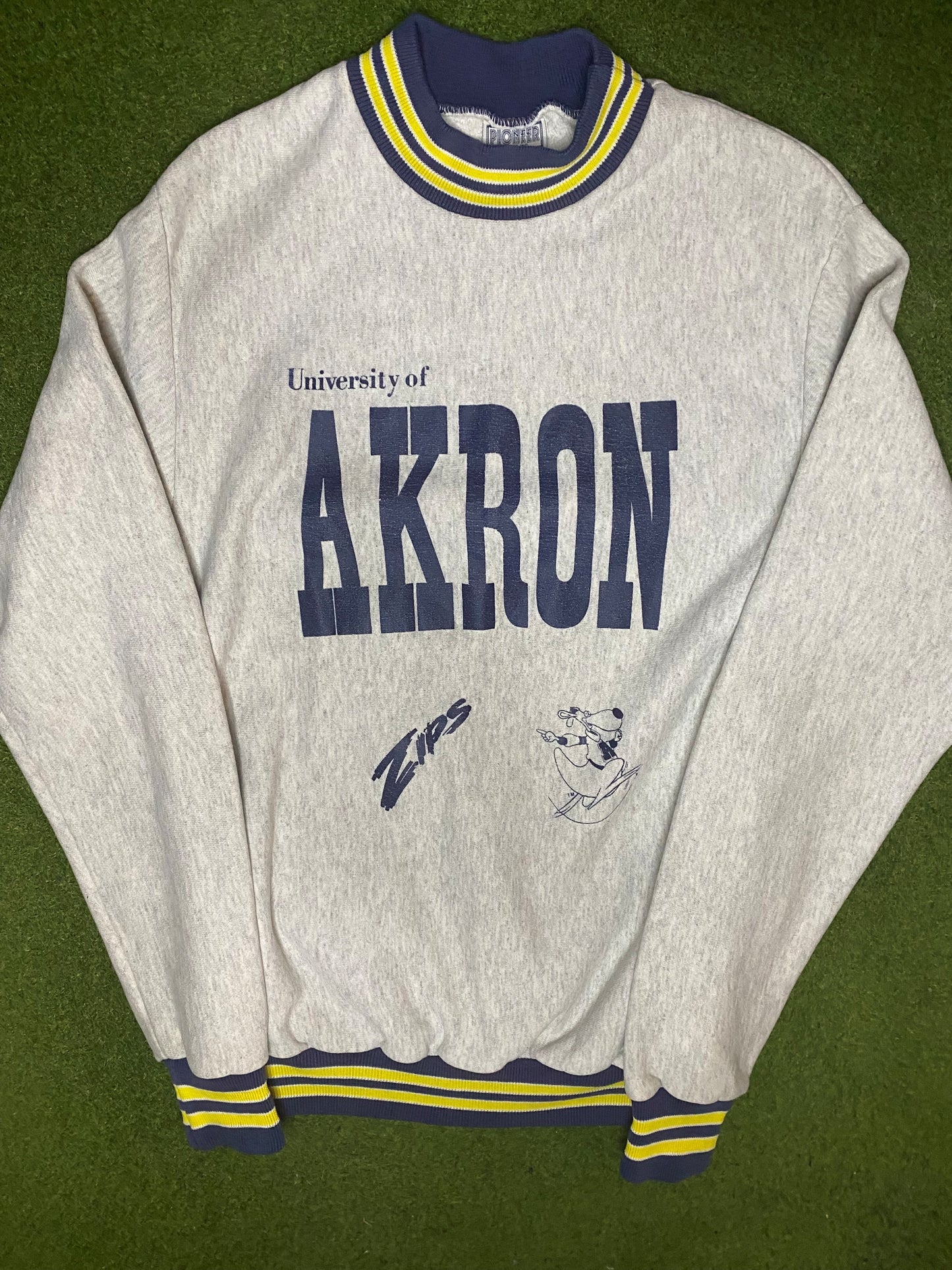 90s Akron Zips - Vintage College Sweatshirt (Medium)