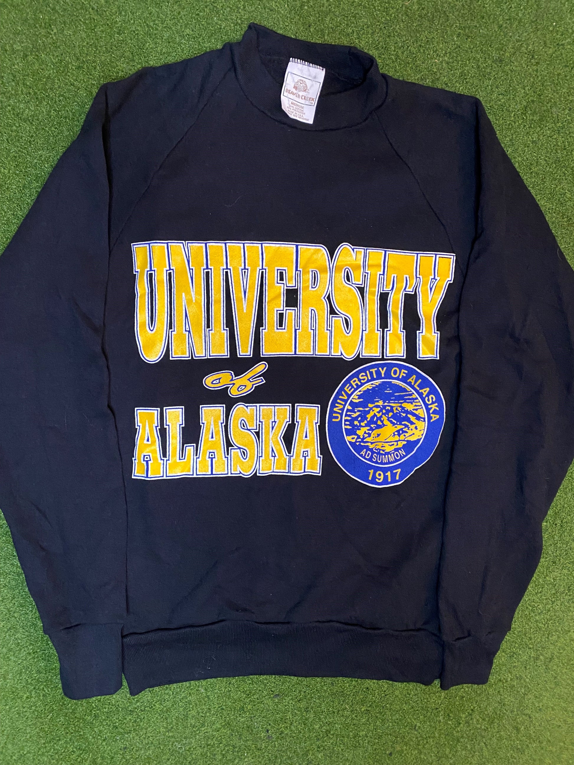 90s Alaska Seawolves - Vintage University Sweatshirt (Medium)