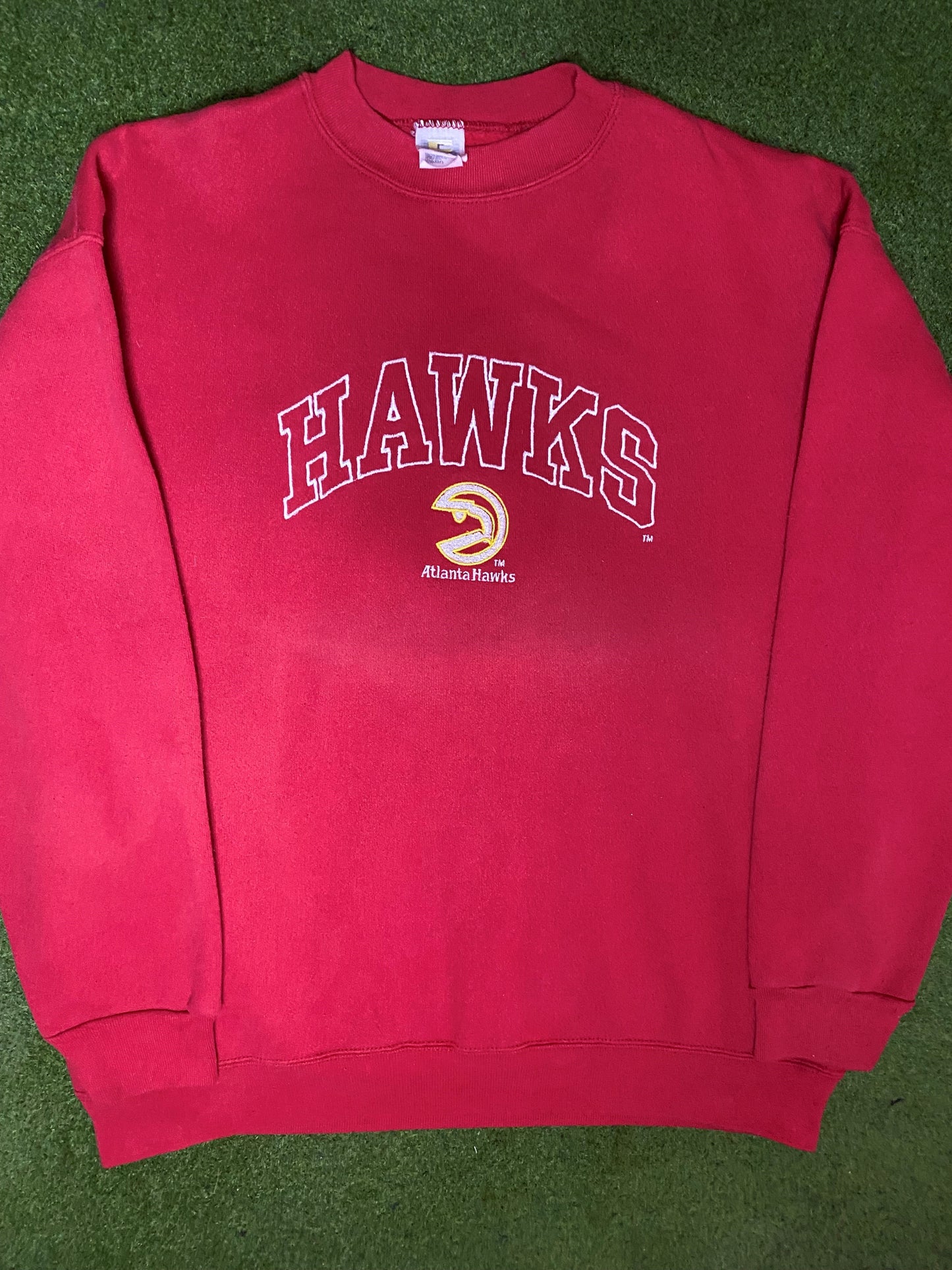 90s Atlanta Hawks - Vintage NBA Sweatshirt (XL) Gametime Vintage