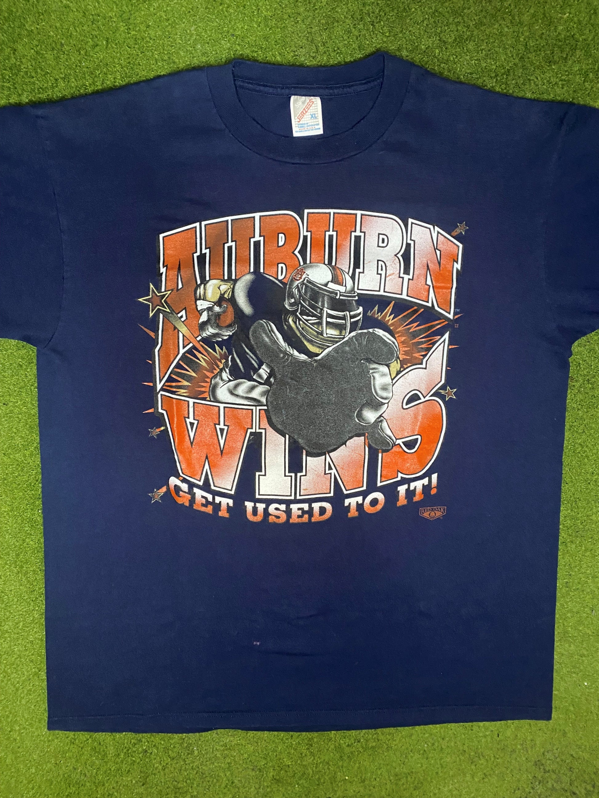 90s Auburn Tigers - Auburn Wins - Vintage College T-Shirt (XL)