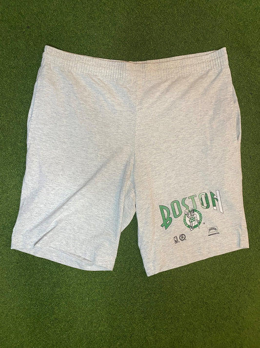 90s Boston Celtics - Vintage NBA Shorts (Medium)