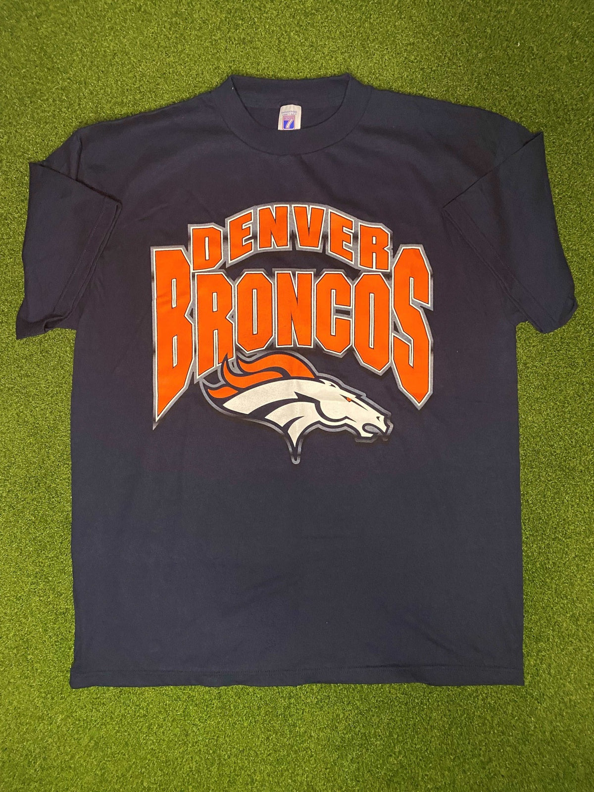 90s Denver Broncos - Big Logo - Vintage NFL Tee Shirt (XL)