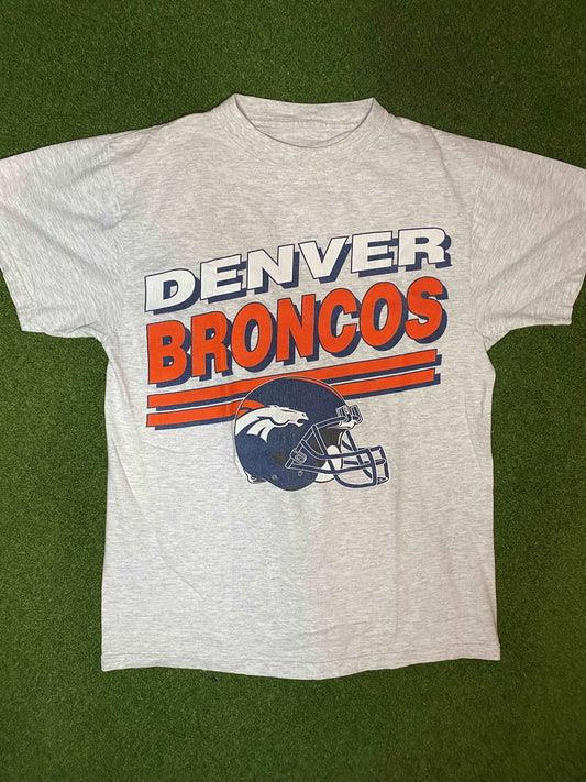 90s Denver Broncos - Vintage NFL Tee Shirt (Medium) Gametime Vintage