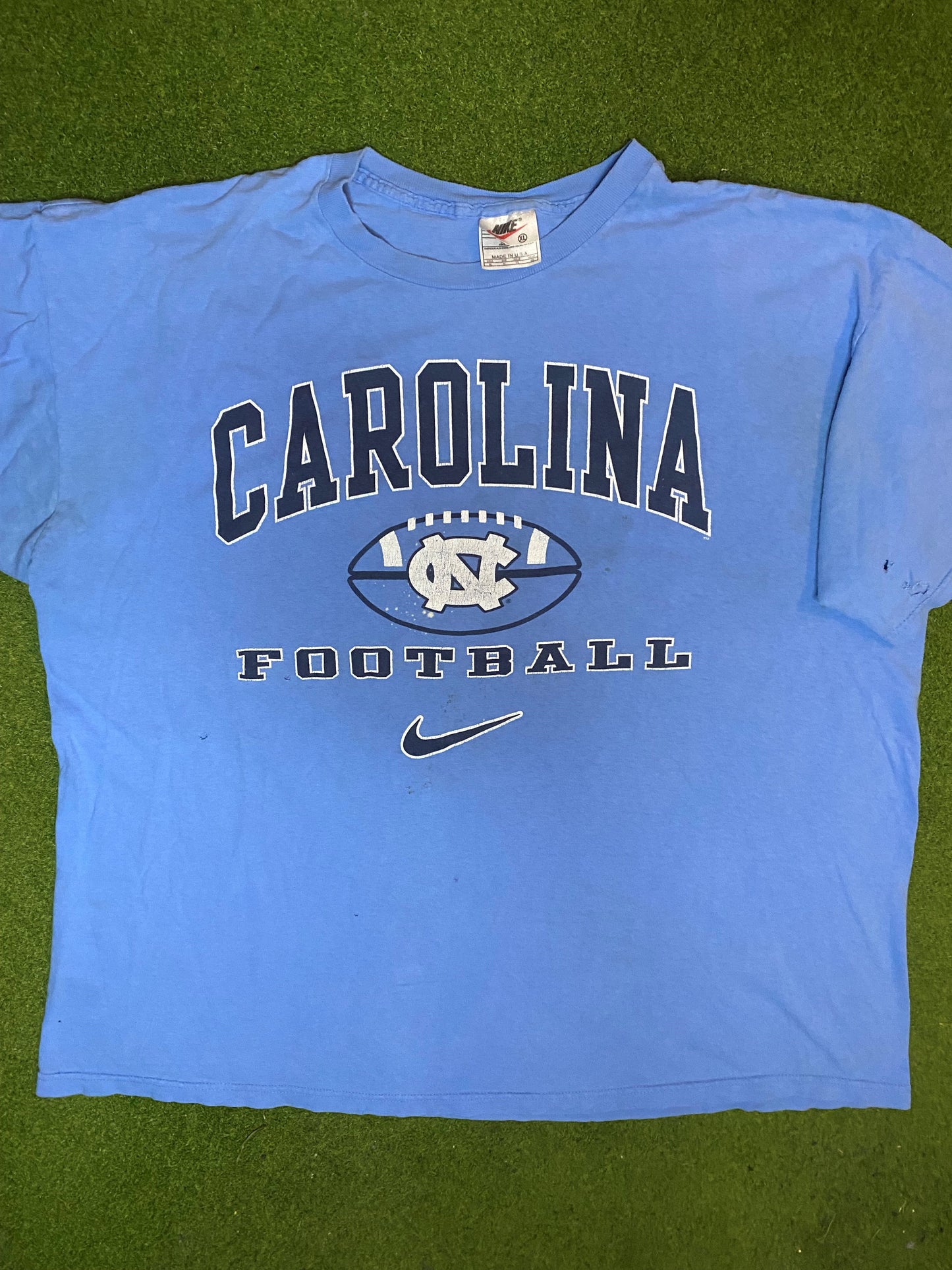 90s North Carolina Tar Heels - Nike - Vintage College Football T-Shirt (XL) Gametime Vintage