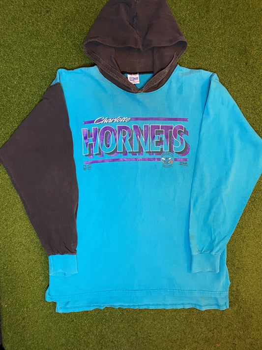 90s Charlotte Hornets - Vintage NBA Hoodie (Medium)