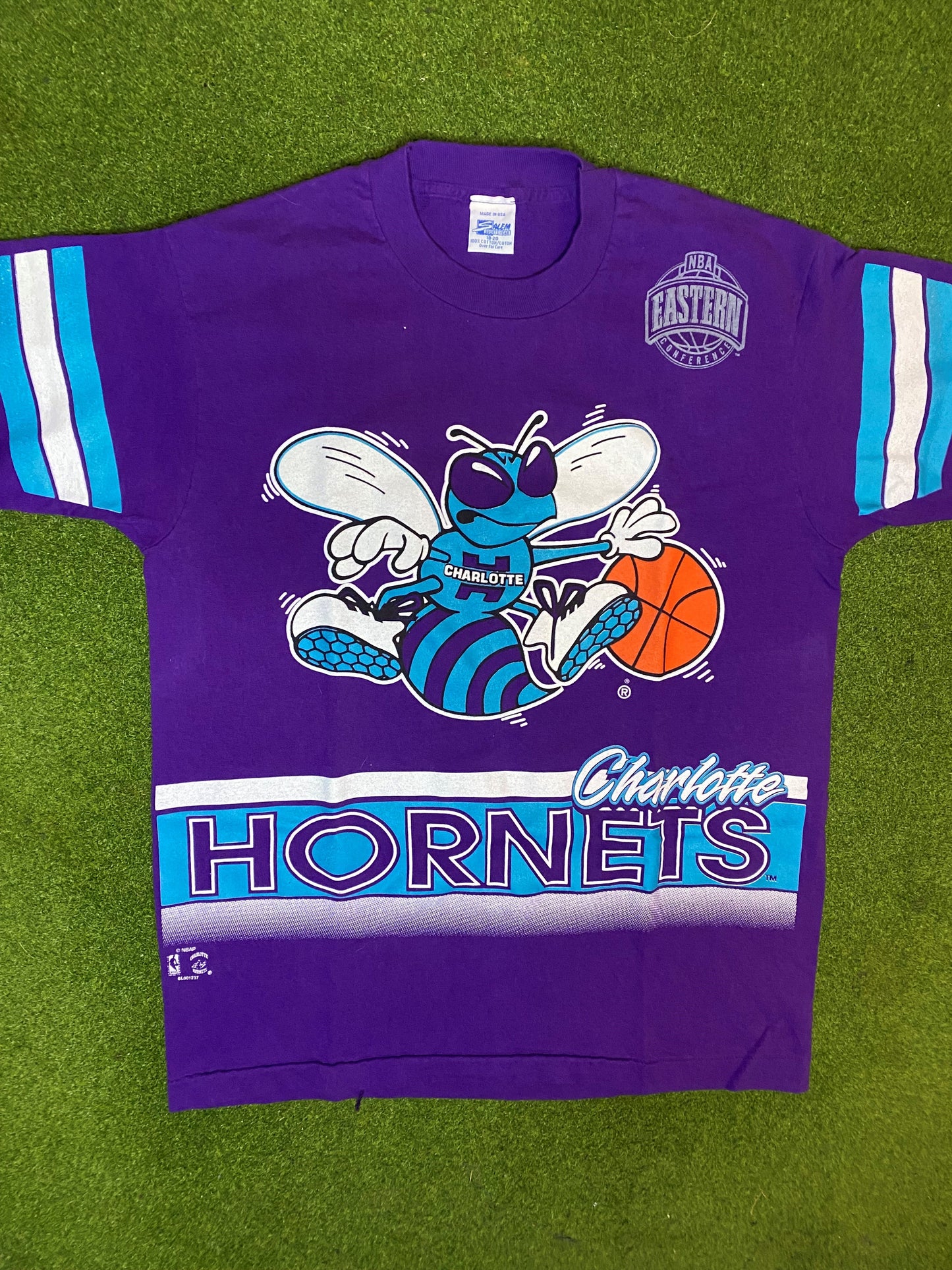 90s Charlotte Hornets - All Over Print - Double Sided - Vintage NBA T-Shirt (Youth XL) 