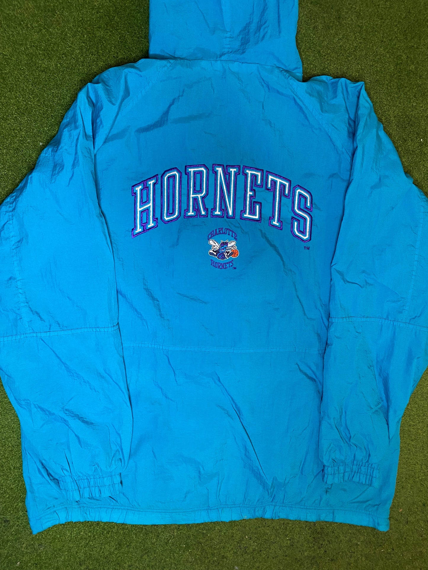 90s Charlotte Hornets - Vintage Windbreaker NBA Jacket (XL)